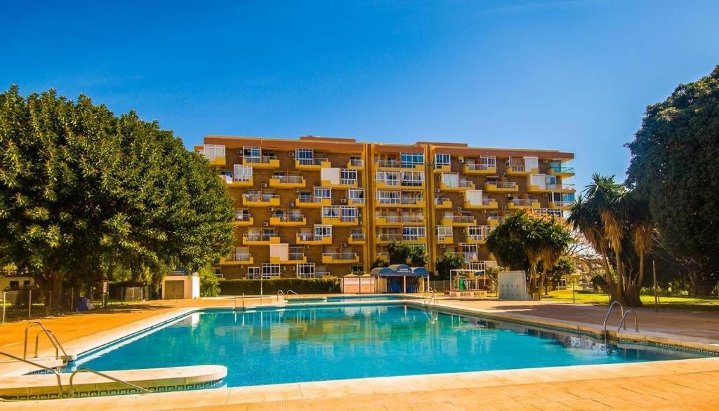 Iris Benalmadena Apartment Екстериор снимка