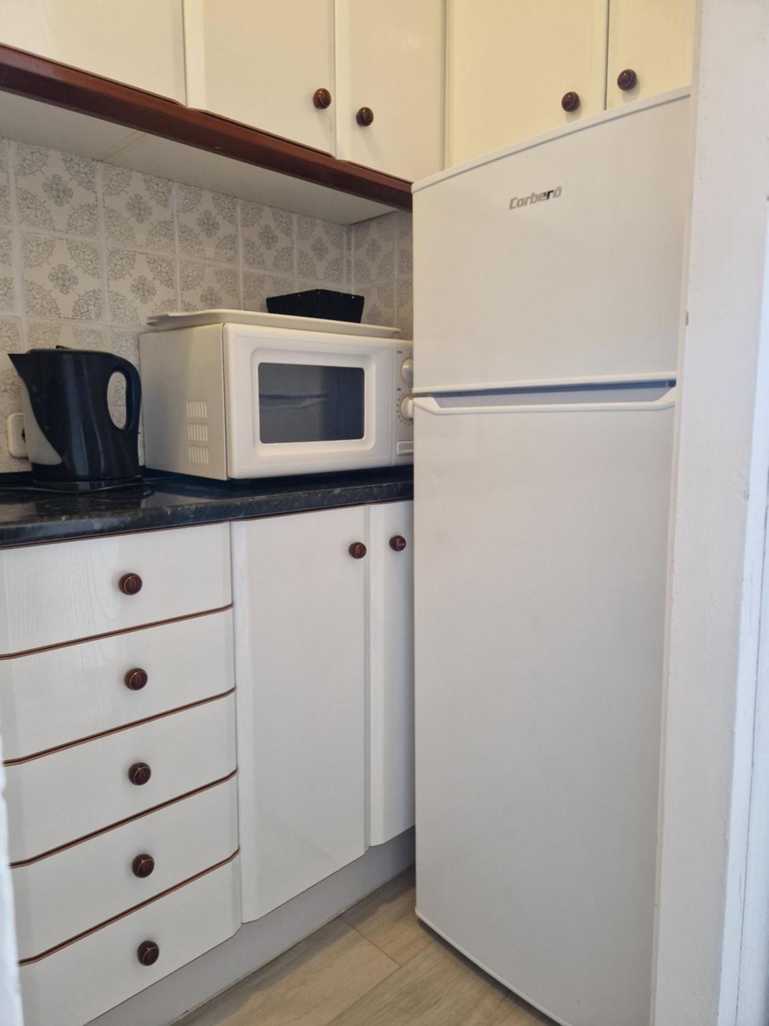 Iris Benalmadena Apartment Стая снимка